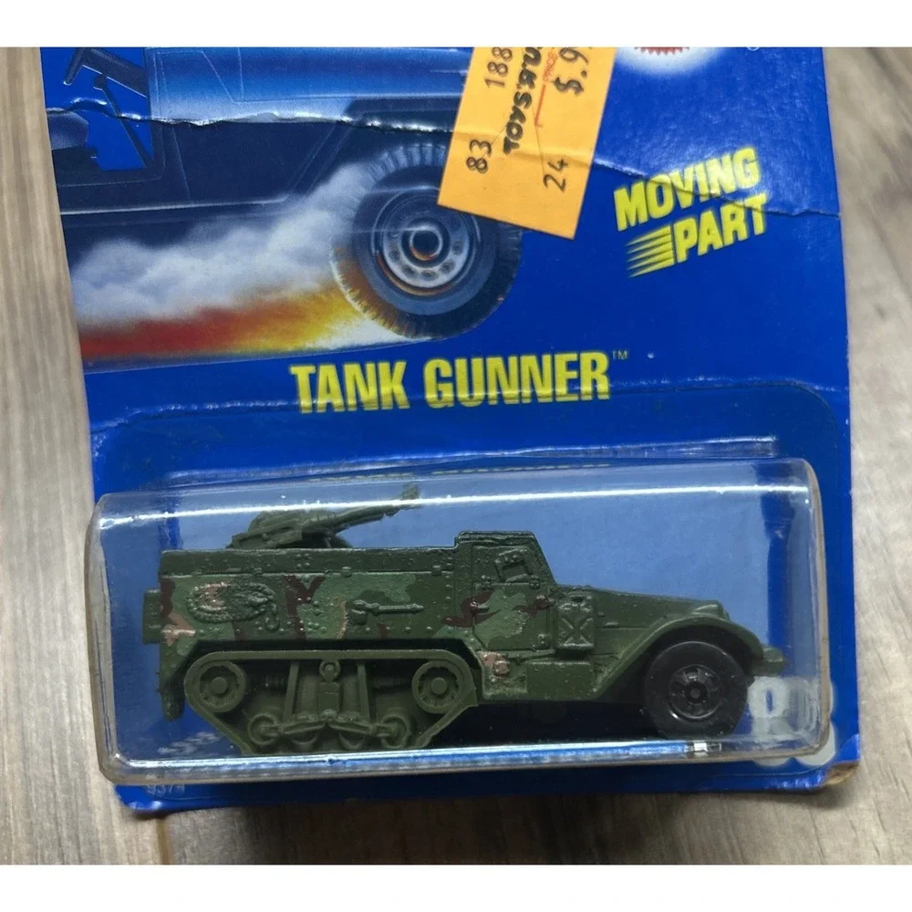 Hot Wheels 1989 Tank Gunner #83 – Rare Blue‎ Card Military Vehicle